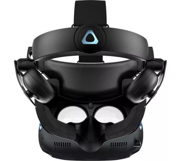 HTC Vive Cosmos VR